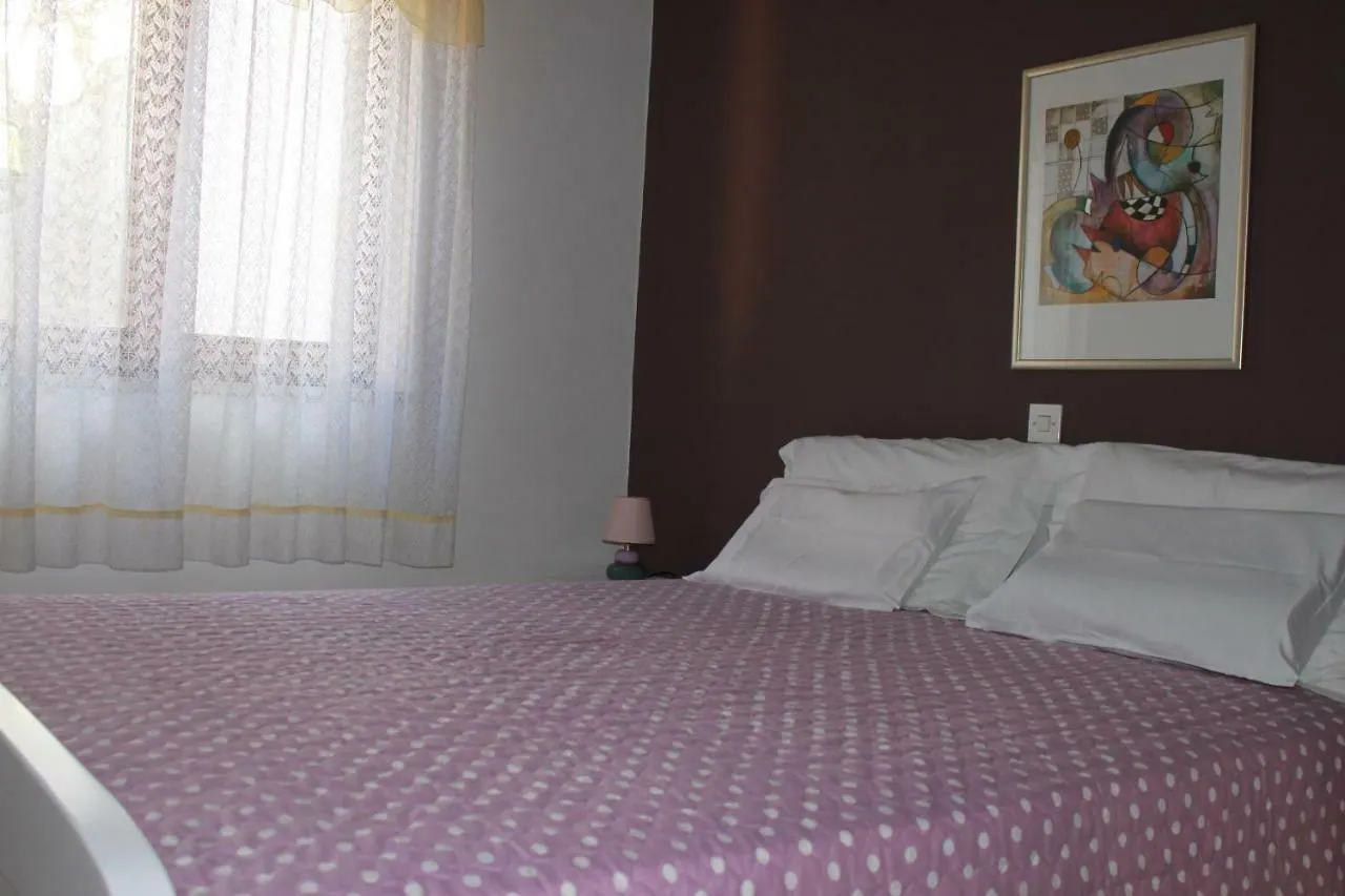 Apartment Iva Pula 0*,  Kroatien